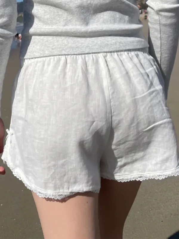 Astrid Holiday Style Buttoned Solid Color Elastic Waist Loose Versatile Stitching Lace Casual Shorts