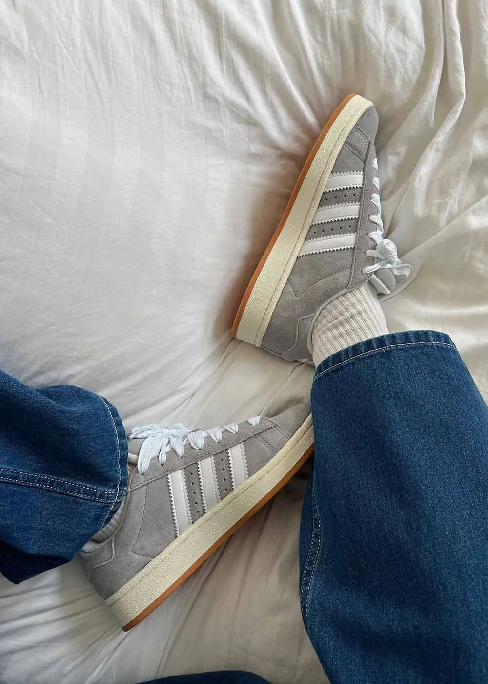 CAMPUS 00s - Grey Three