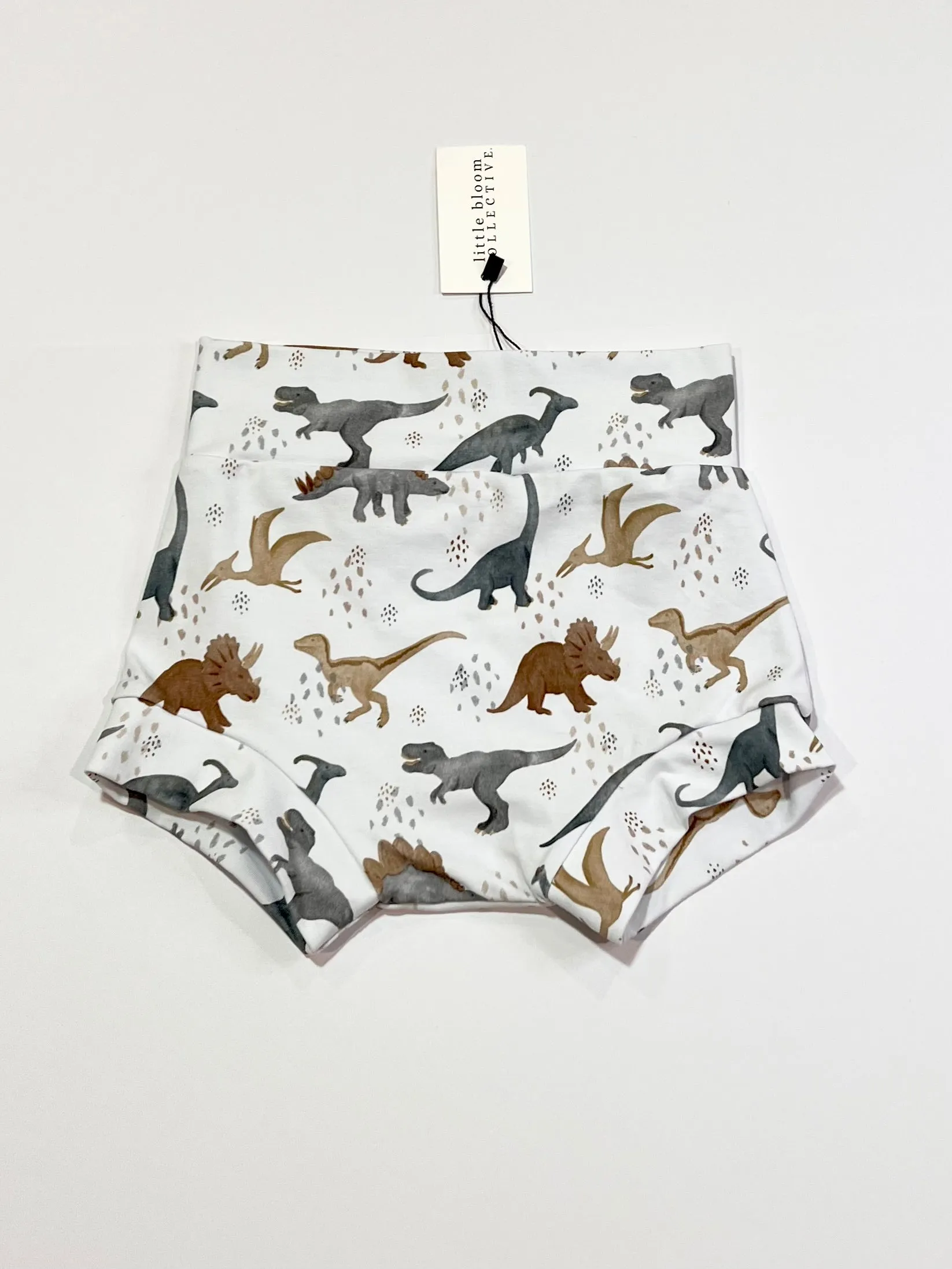 Dinosaur shorties brand new - Size 3