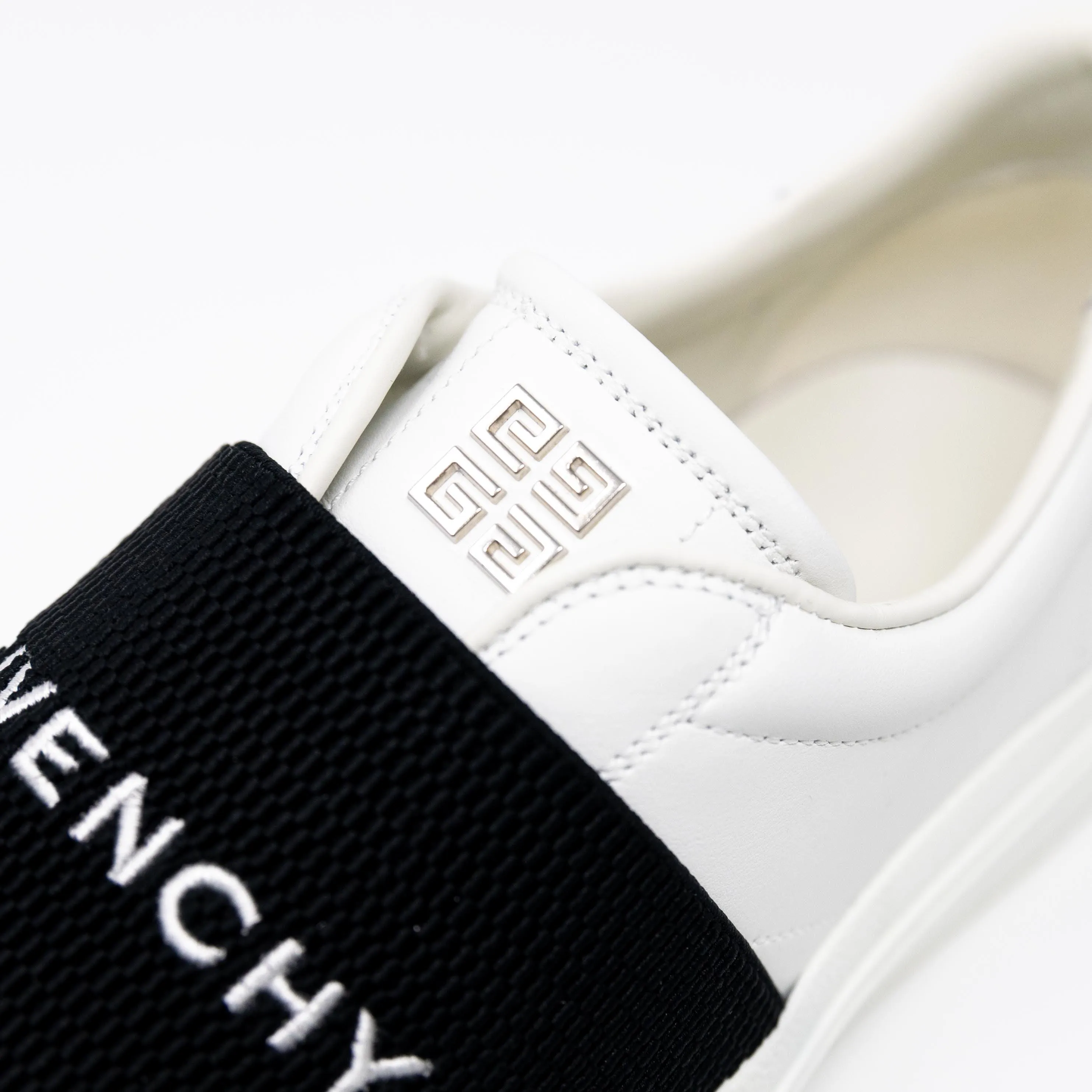 Givenchy White Urban Street Sneakers 38.5