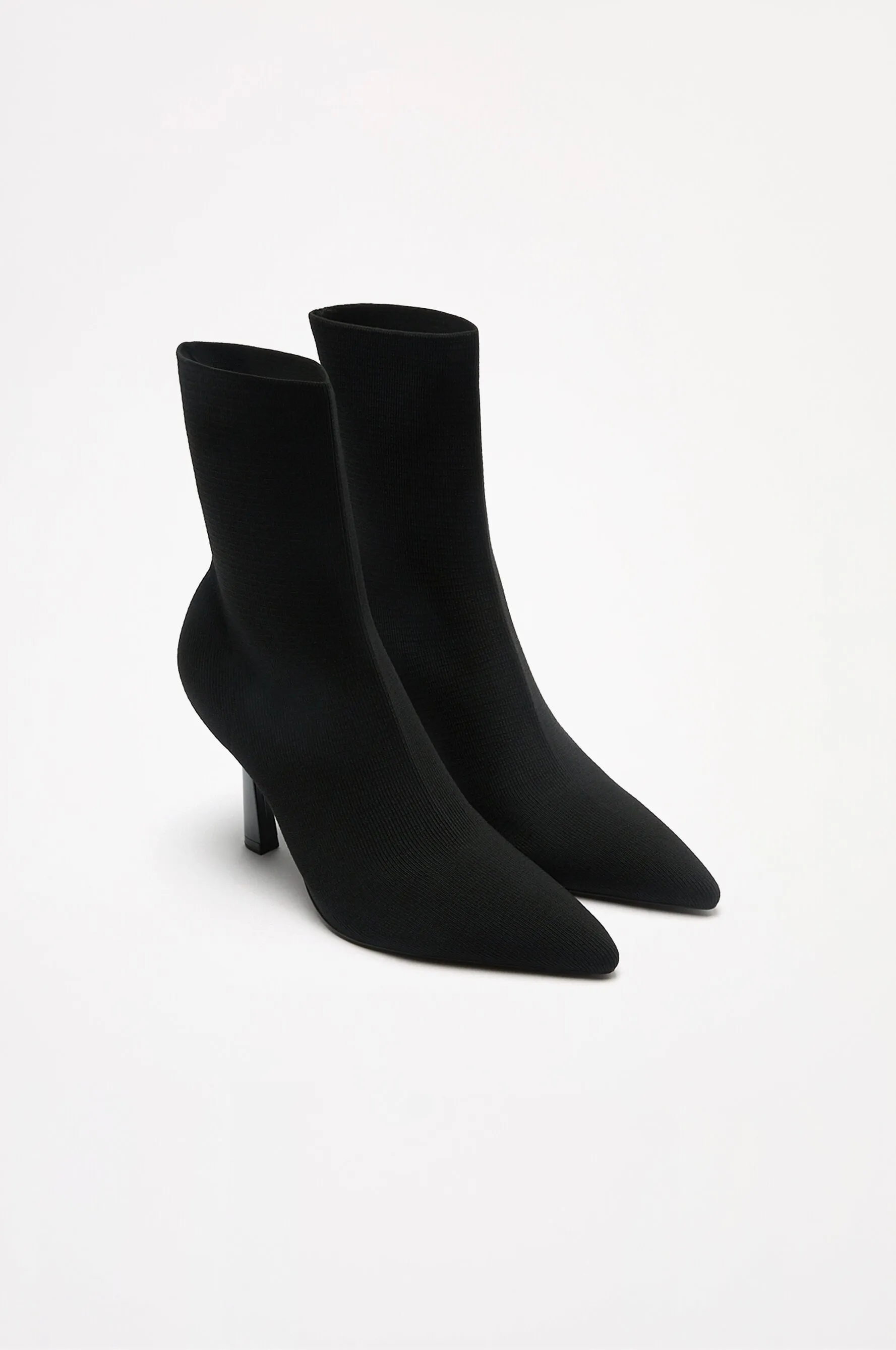 High heeled stretch boots