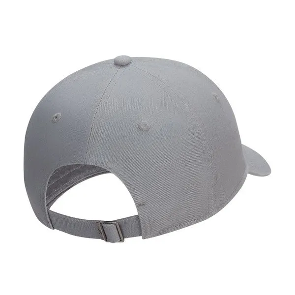 Nike Club Unstructured Futura Wash Cap Particle Grey - White