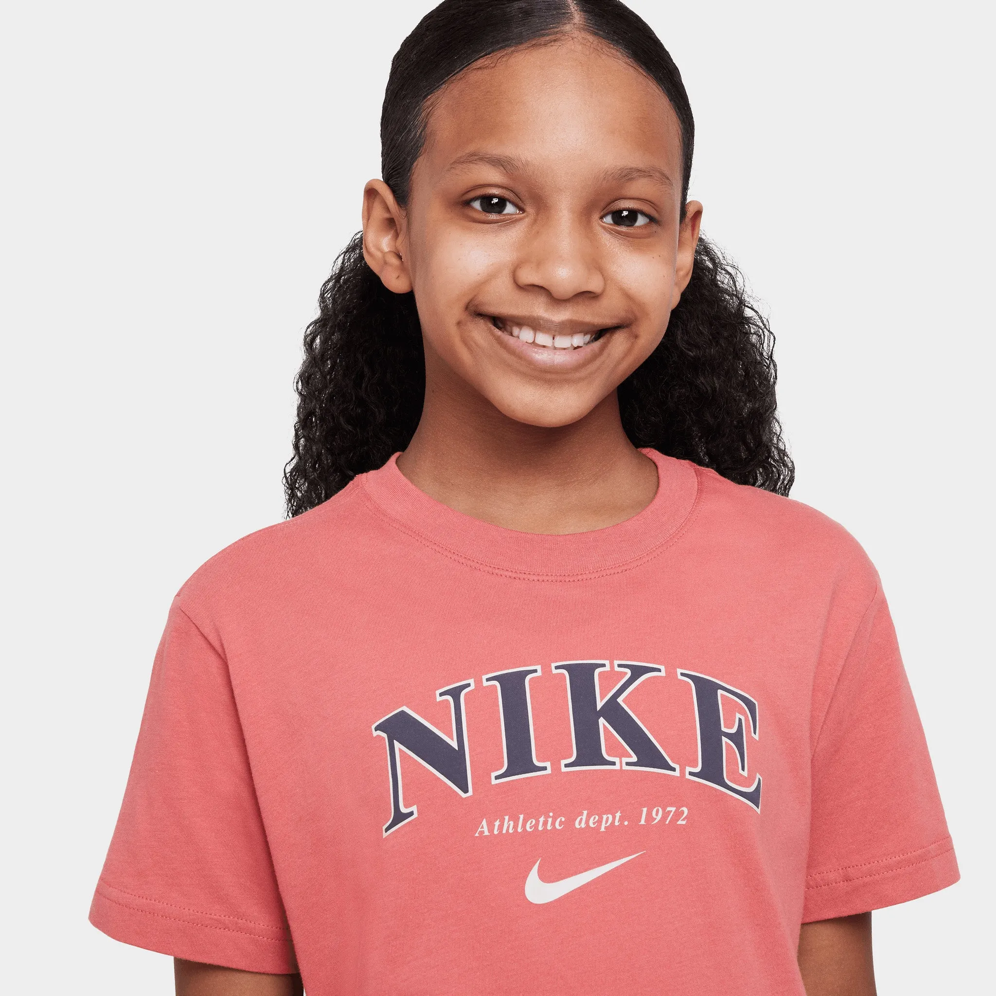 Nike Sportswear Junior Girls' T-shirt / Adobe