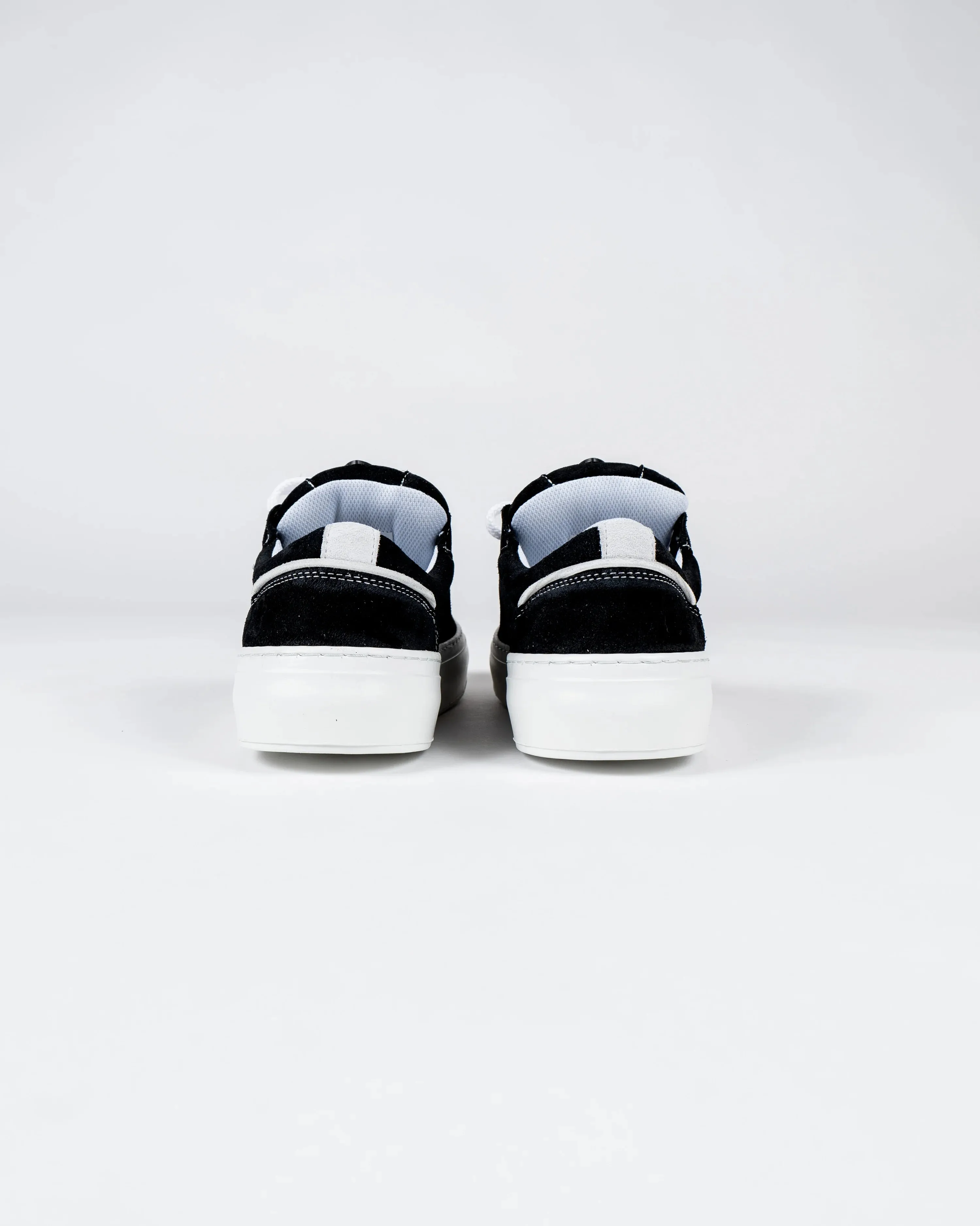 Penny Sneakers x Thomas Iser