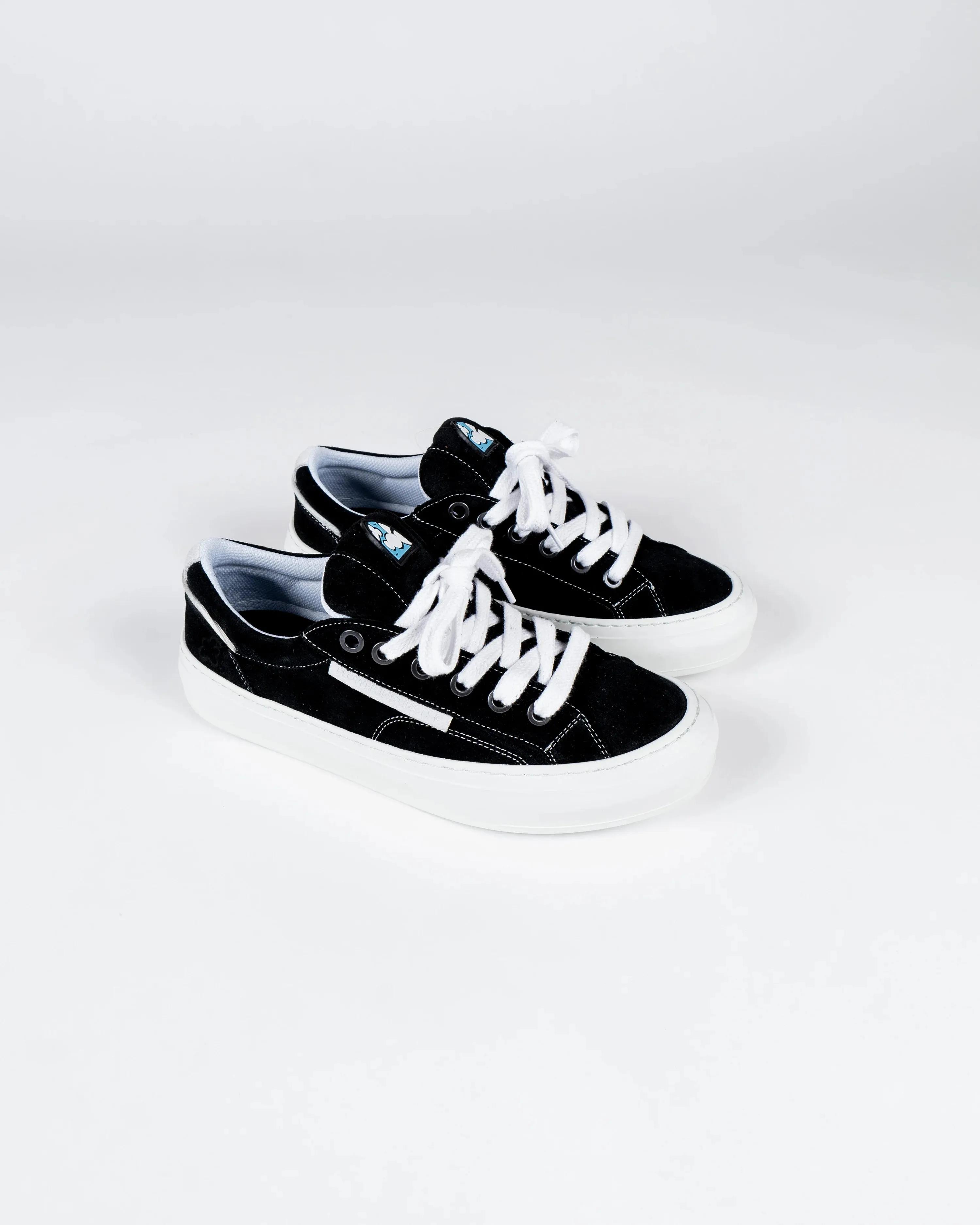 Penny Sneakers x Thomas Iser