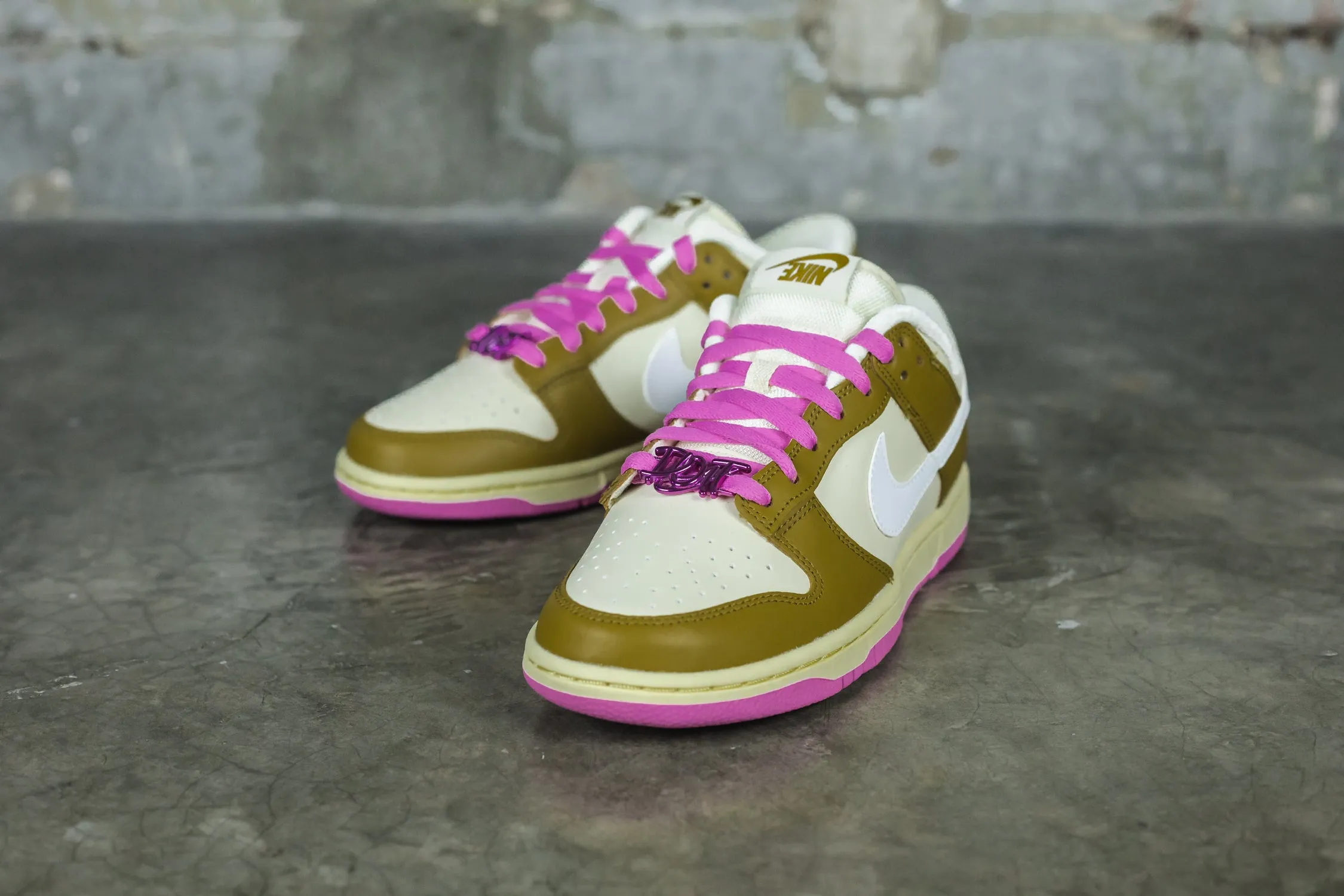 Women's Nike Dunk Low Just Do It 'Bronzine Pink'